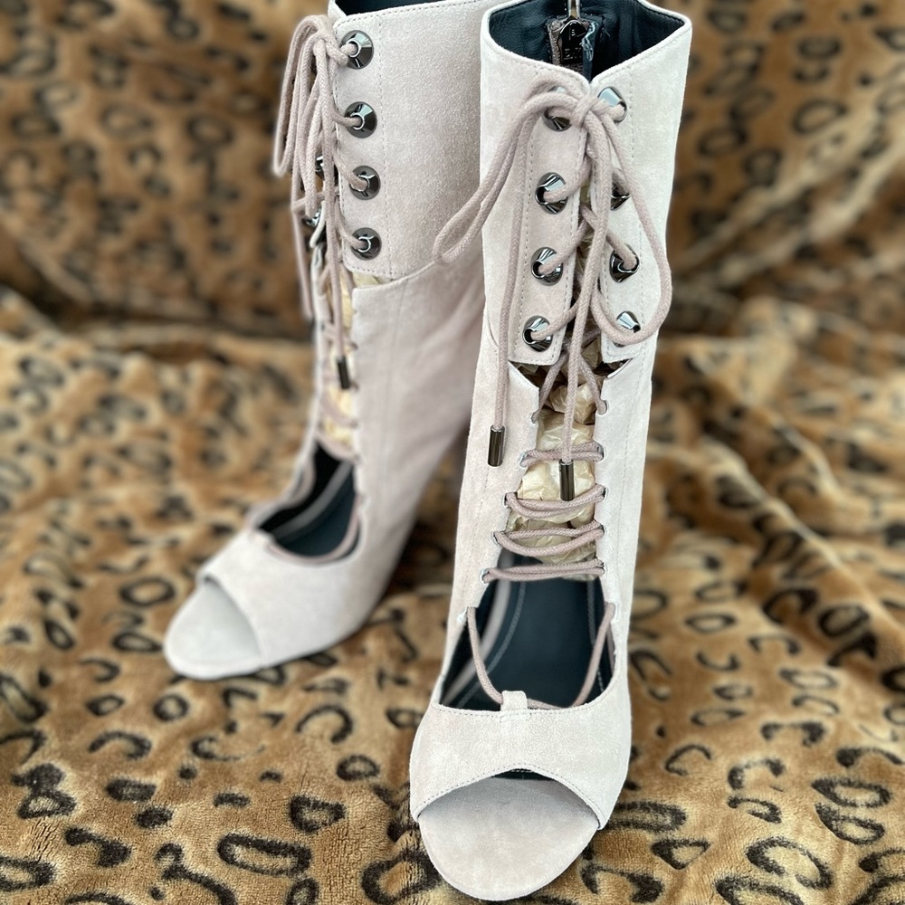 KENDALL KYLIE Ella Lace Up Booties